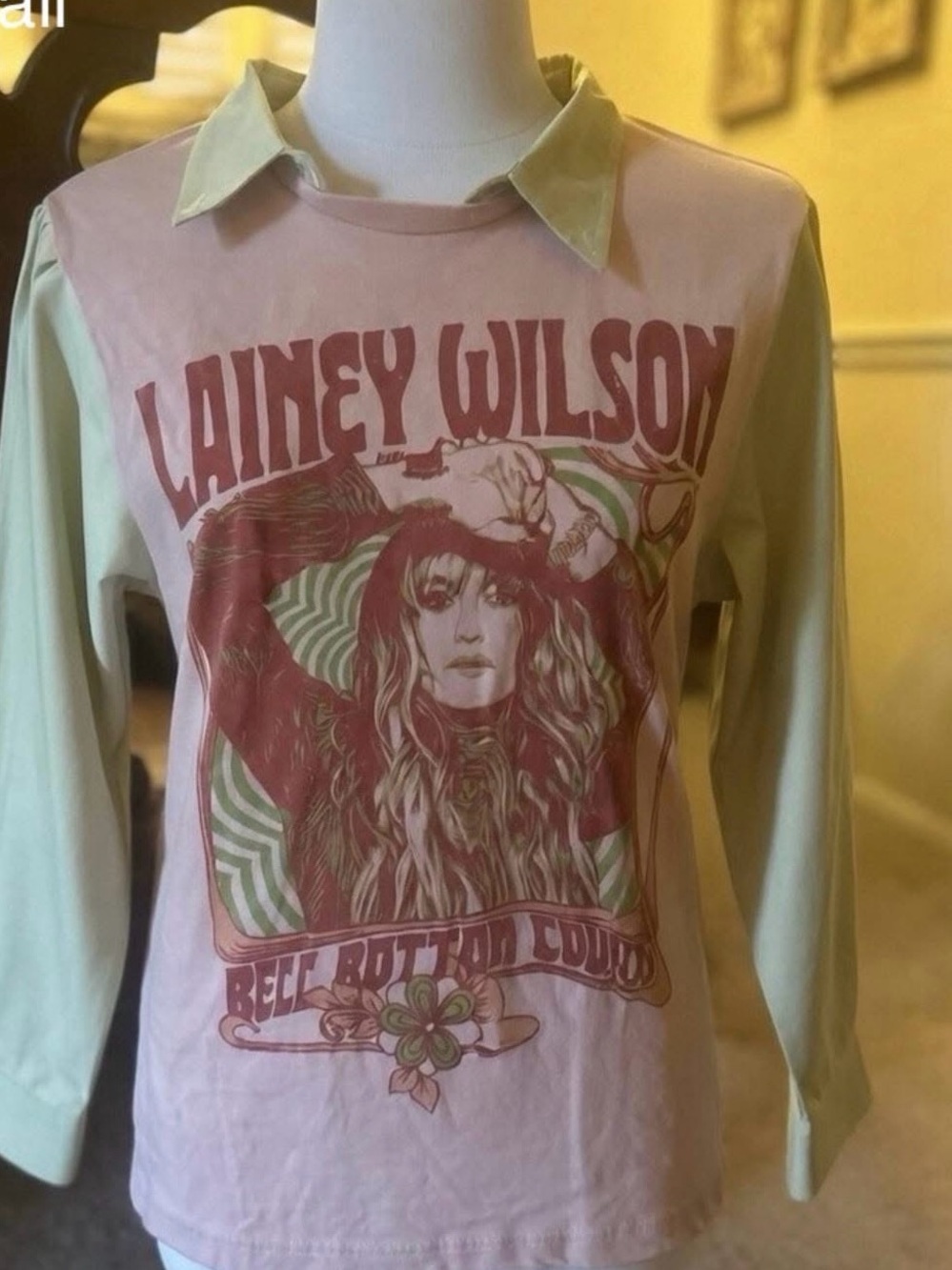 Lainey Wilson Graphic Long-Sleeve Tee - Pink & Light Green